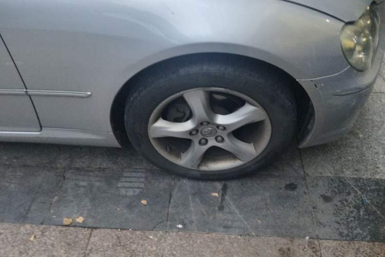 Used Toyota Reiz 2008 2.5S Special Commemorative Edition Right Front Wheel Hub