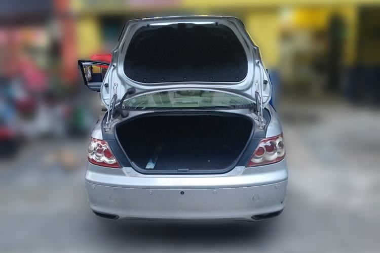 Used Toyota Reiz 2008 2.5S Special Commemorative Edition Trunk