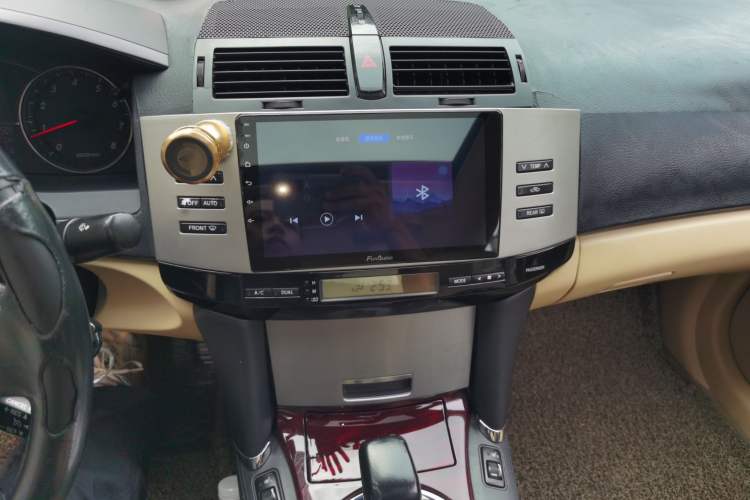 Used Toyota Reiz 2008 2.5S Special Commemorative Edition Audio And AC Panel