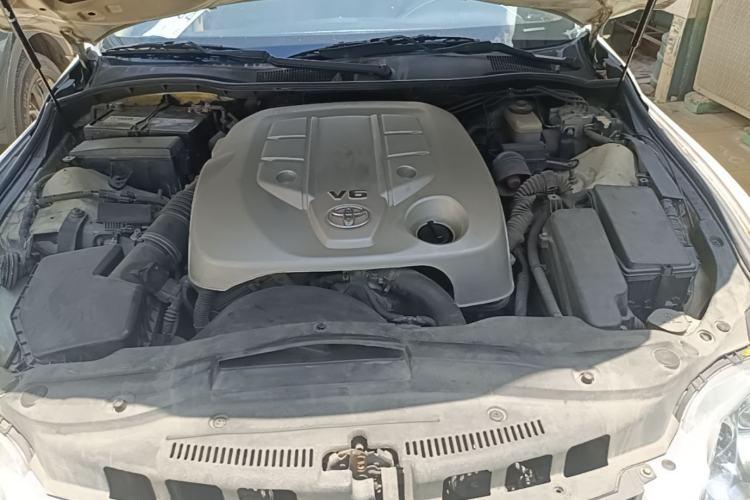 Used Toyota Reiz 2008 2.5S Special Commemorative Edition Engine Bay