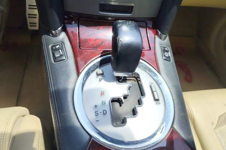 Used Toyota Reiz 2008 2.5S Special Commemorative Edition Gear Lever