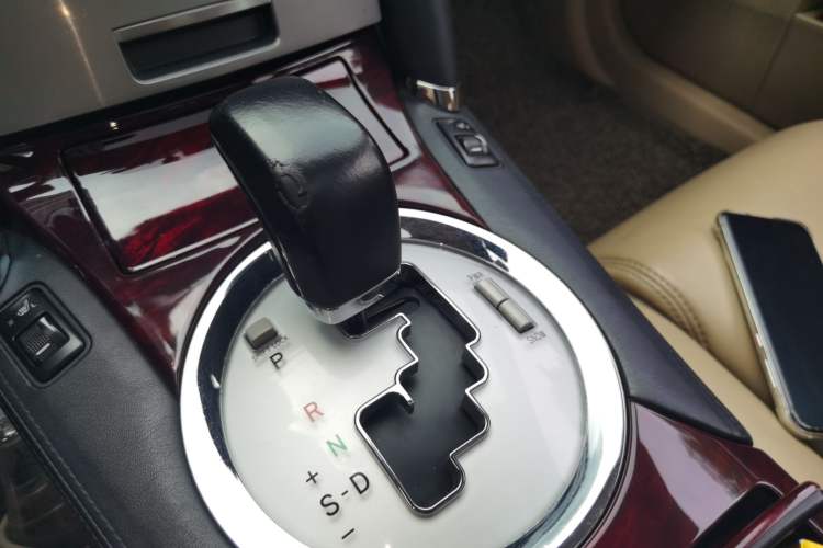 Used Toyota Reiz 2008 2.5S Special Commemorative Edition Gear Lever