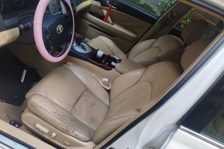 Used Toyota Reiz 2008 2.5S Special Commemorative Edition Left Front Seat