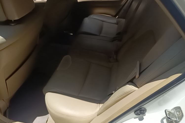 Used Toyota Reiz 2008 2.5S Special Commemorative Edition Left Rear Seat