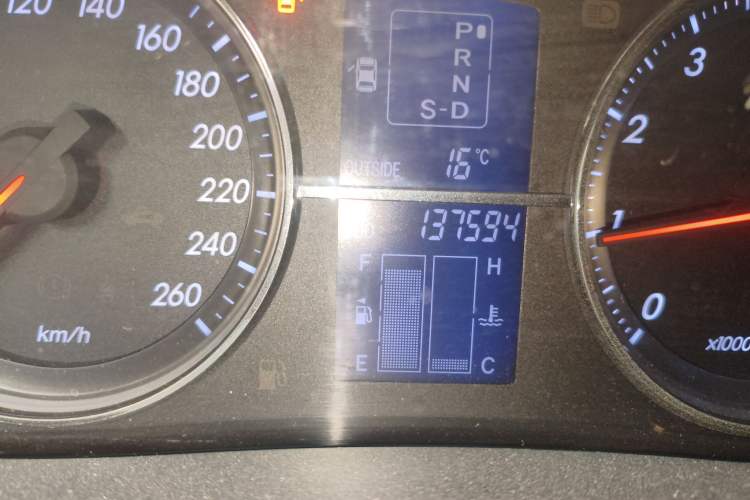 Used Toyota Reiz 2008 2.5S Special Commemorative Edition Odometer Close Up