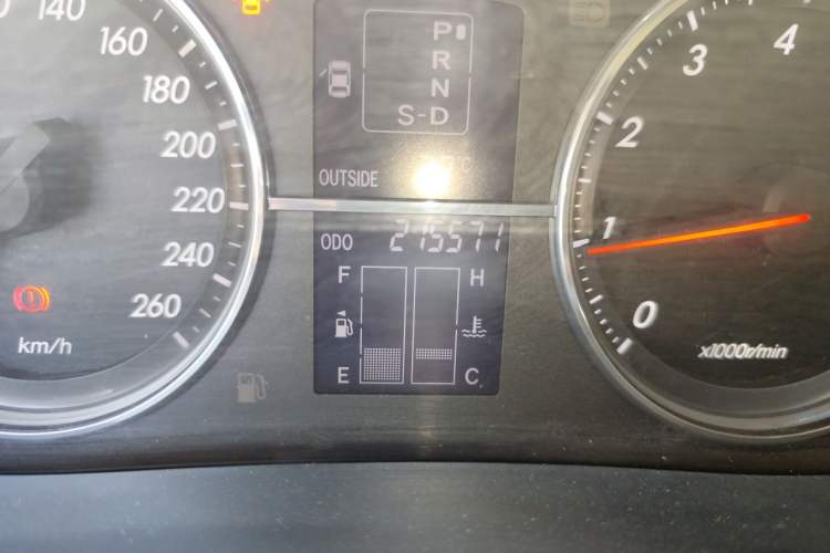 Used Toyota Reiz 2008 2.5S Special Commemorative Edition Odometer Close Up