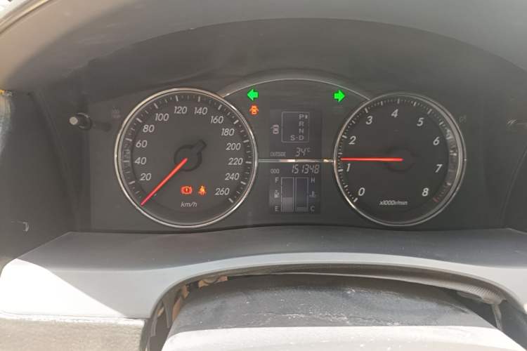 Used Toyota Reiz 2008 2.5S Special Commemorative Edition Odometer Close Up