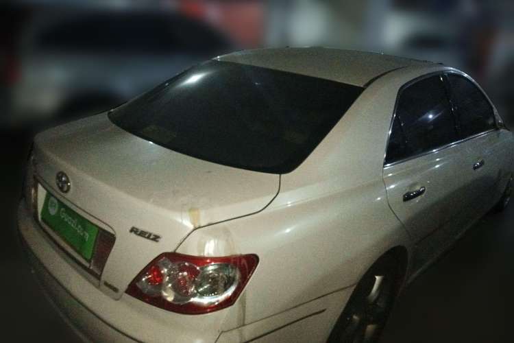Used Toyota Reiz 2008 2.5S Special Commemorative Edition Rear Right 45 Deg