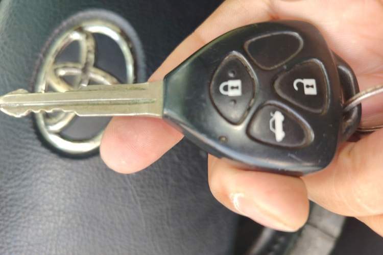 Used Toyota Reiz 2008 2.5S Special Commemorative Edition Vehicle Key