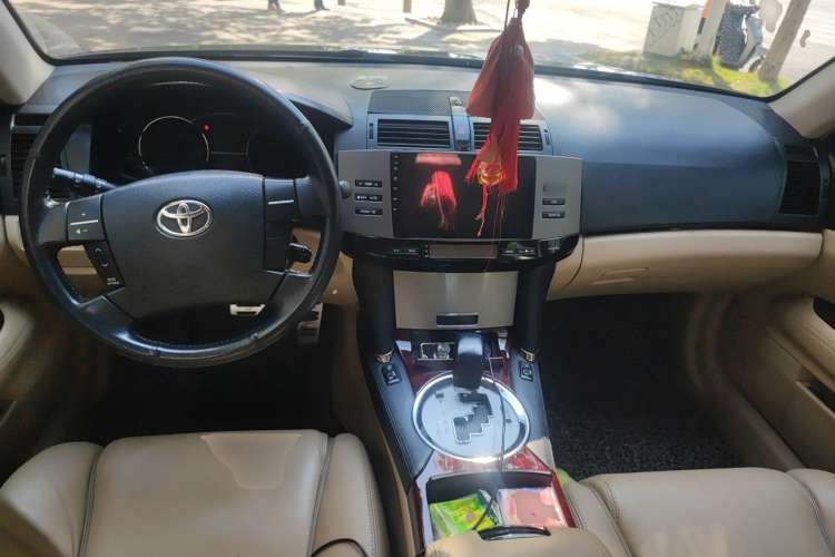 Used Toyota Reiz 2009 2.5S AVX Version Center Console