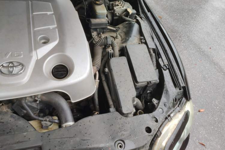 Used Toyota Reiz 2009 2.5S AVX Version Engine Bay Left