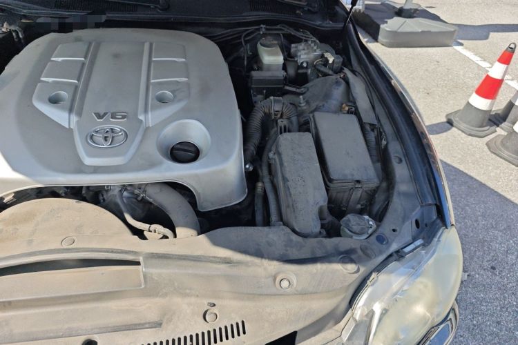 Used Toyota Reiz 2009 2.5S Comfort Edition Engine Bay Left