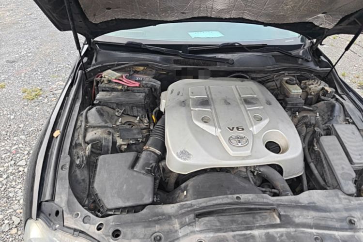 Used Toyota Reiz 2009 2.5S Comfort Edition Engine Bay Right