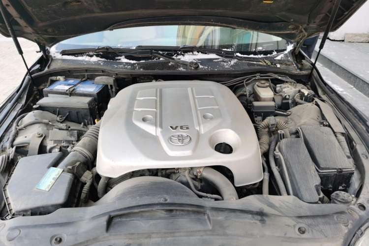 Used Toyota Reiz 2009 2.5S Comfort Edition Engine Bay