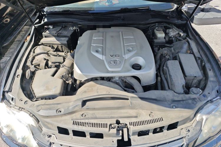 Used Toyota Reiz 2009 2.5S Comfort Edition Engine Bay
