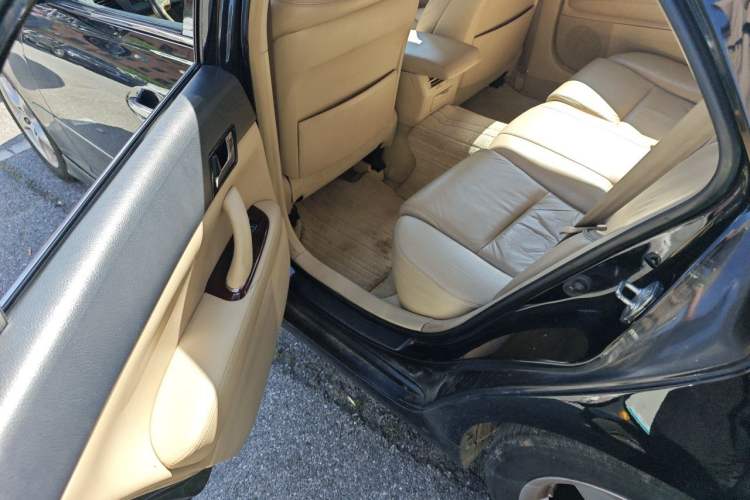 Used Toyota Reiz 2009 2.5S Comfort Edition Left Rear Seat
