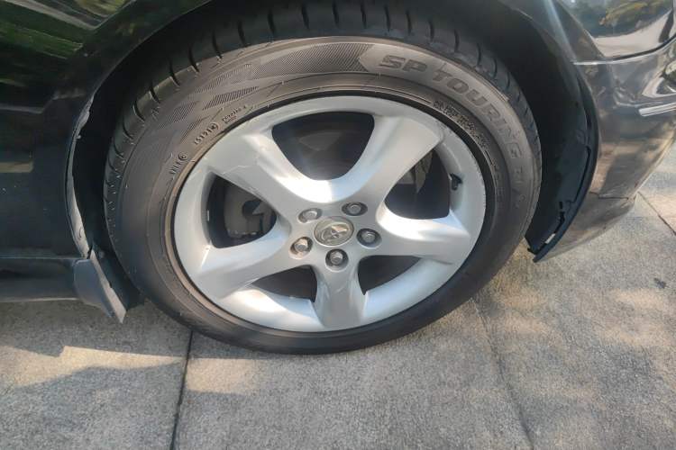 Used Toyota Reiz 2009 2.5S AVX Version Right Front Wheel Hub