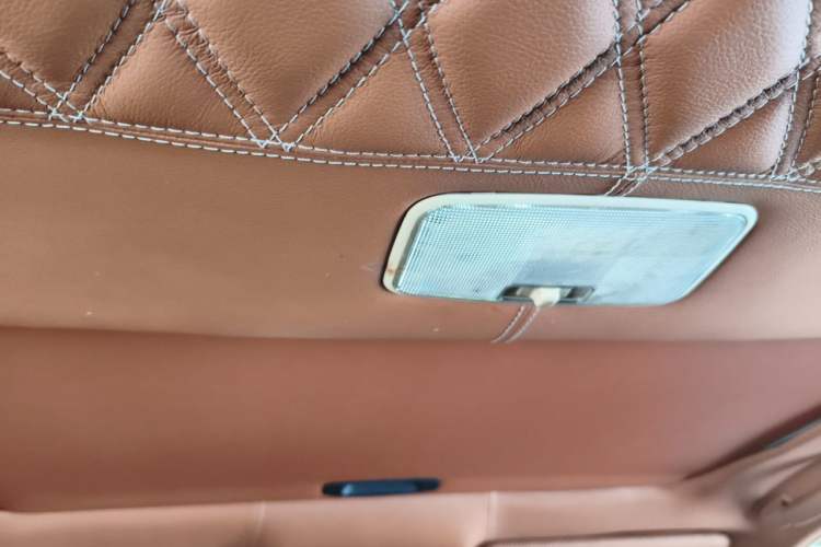 Used Toyota Reiz 2009 2.5S AVX Version Headliner