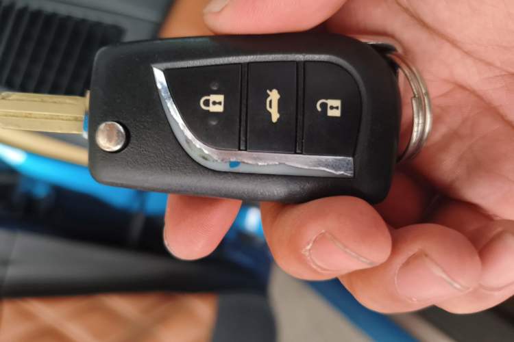 Used Toyota Reiz 2009 2.5S AVX Version Vehicle Key