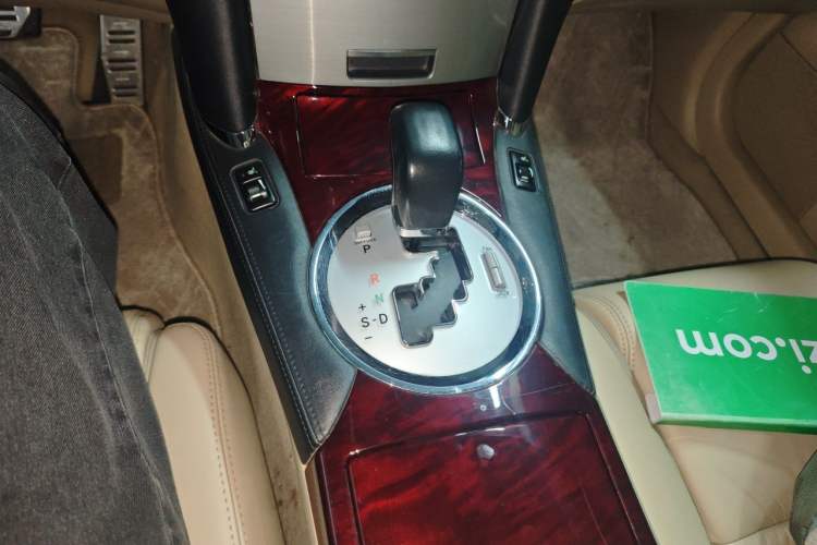 Used Toyota Reiz 2009 2.5S Comfort Edition Gear Lever
