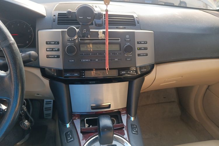 Used Toyota Reiz 2009 2.5S Comfort Edition Audio And AC Panel