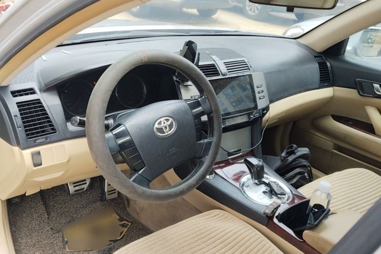 Used Toyota Reiz 2009 2.5S Comfort Edition Center Console