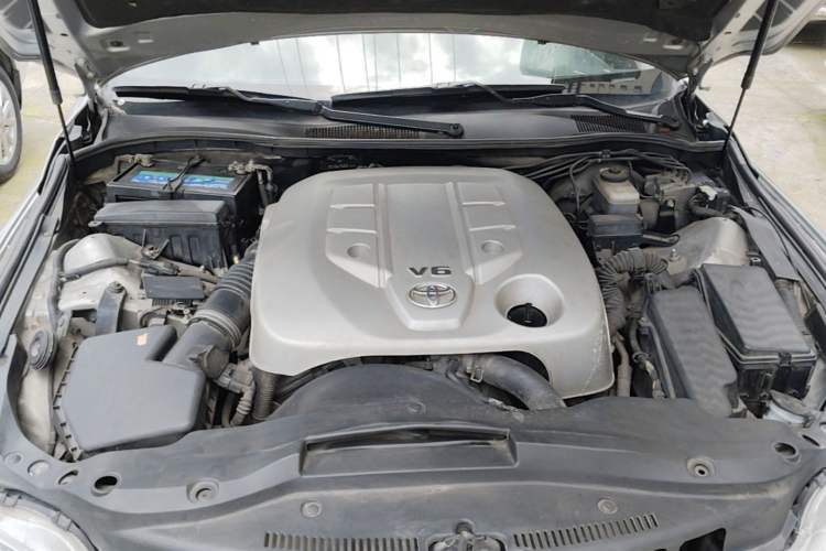 Used Toyota Reiz 2009 2.5S Comfort Edition Engine Bay