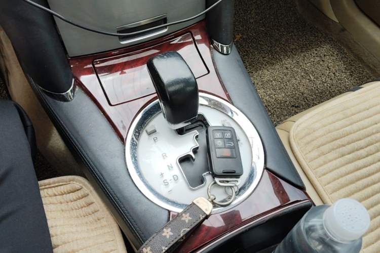 Used Toyota Reiz 2009 2.5S Comfort Edition Gear Lever