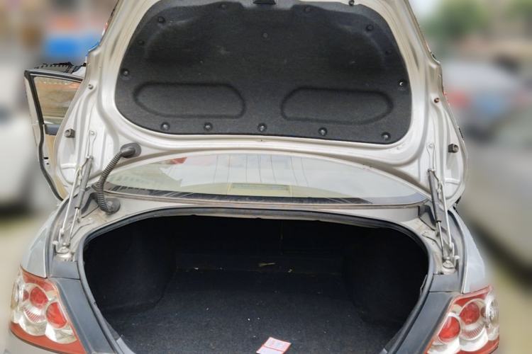 Used Toyota Reiz 2009 2.5S Comfort Edition Trunk