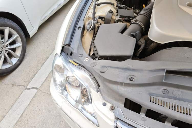 Used Toyota Reiz 2009 2.5S Comfort Edition Engine Bay Right