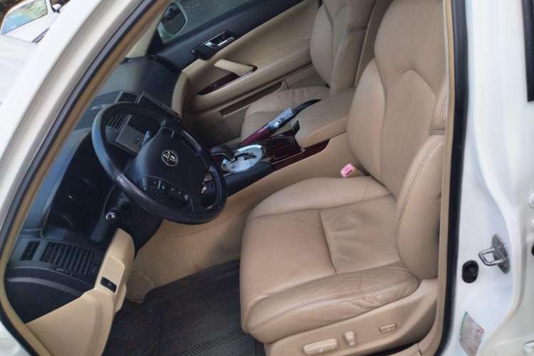 Used Toyota Reiz 2009 2.5S AVX Version Left Front Seat