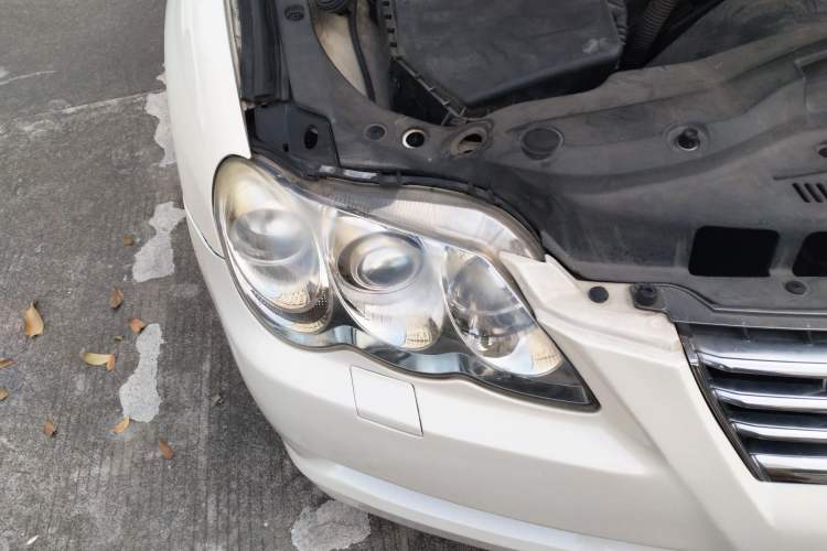 Used Toyota Reiz 2009 2.5S AVX Version Right Front Headlight