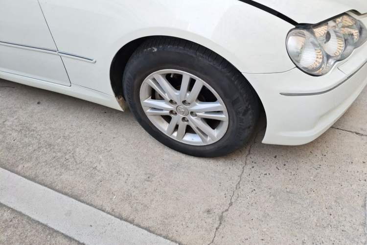 Used Toyota Reiz 2009 2.5S Comfort Edition Right Front Wheel Hub