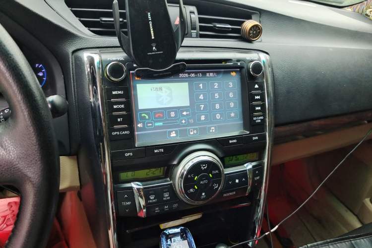 Used Toyota Reiz 2010 2.5V Fengdu Elite Edition Audio And AC Panel