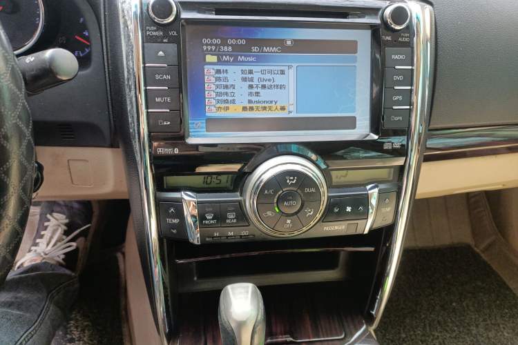 Used Toyota Reiz 2010 2.5V Fengdu Elite Edition Audio And AC Panel
