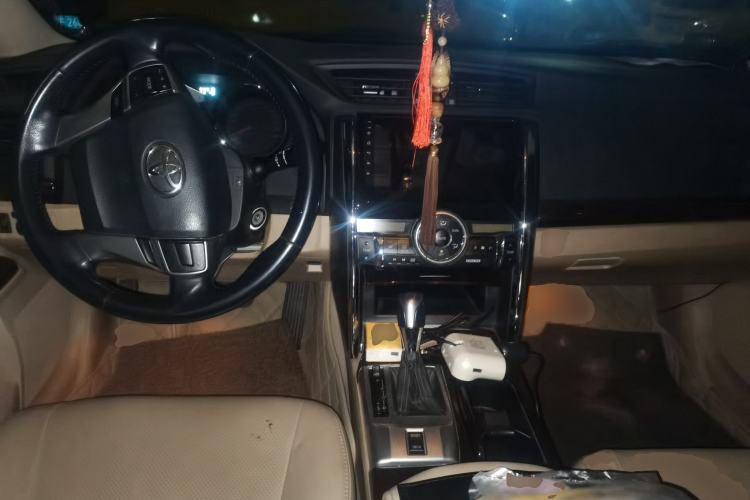 Used Toyota Reiz 2010 2.5S Fashion Elite Edition Center Console