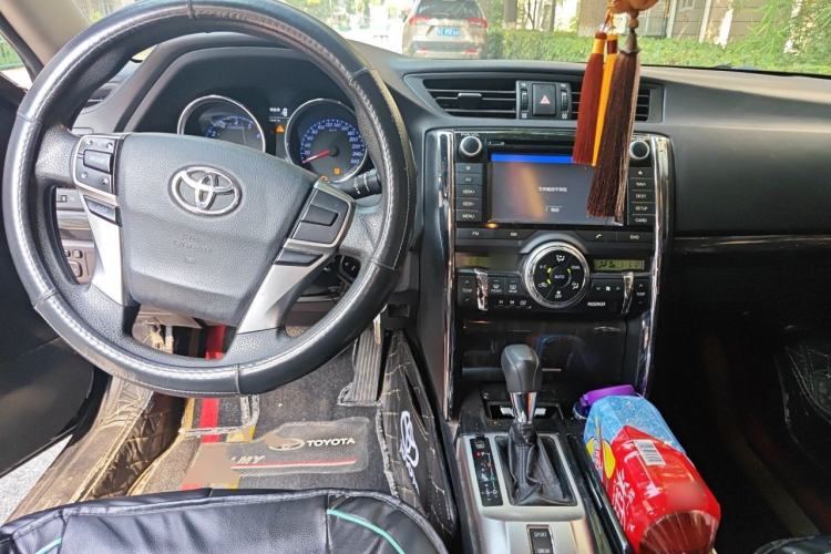 Used Toyota Reiz 2010 2.5S Fengdu Jinghua Edition Center Console