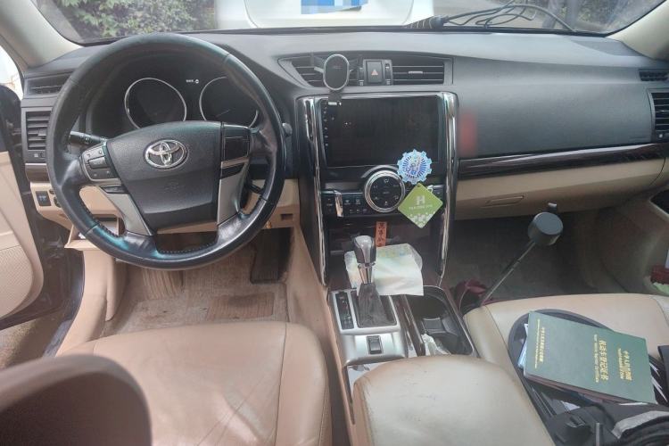 Used Toyota Reiz 2010 2.5V Fengdu Elite Edition Center Console