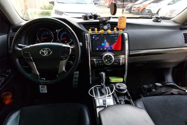 Used Toyota Reiz 2010 2.5V Fashion Elite Edition Center Console