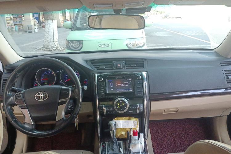 Used Toyota Reiz 2010 2.5V Fengdu Elite Edition Center Console