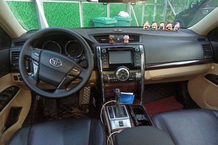 Used Toyota Reiz 2010 2.5V Fengdu Elite Edition Center Console