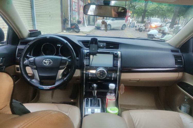 Used Toyota Reiz 2010 2.5V Fengdu Elite Edition Center Console