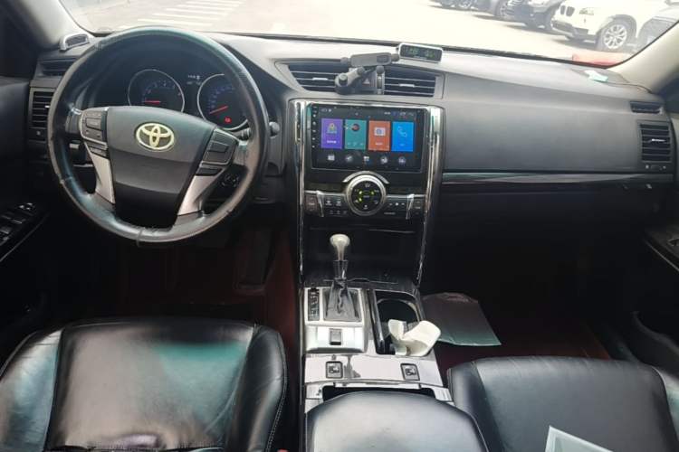 Used Toyota Reiz 2010 2.5V Fengdu Elite Edition Center Console