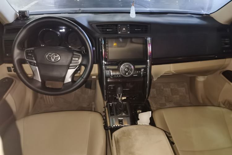 Used Toyota Reiz 2010 2.5S Fengdu Jinghua Edition Center Console