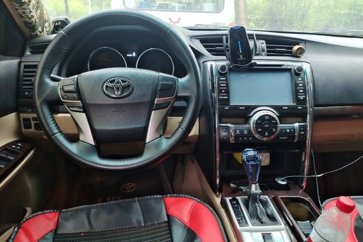 Used Toyota Reiz 2010 2.5V Fengdu Elite Edition Center Console