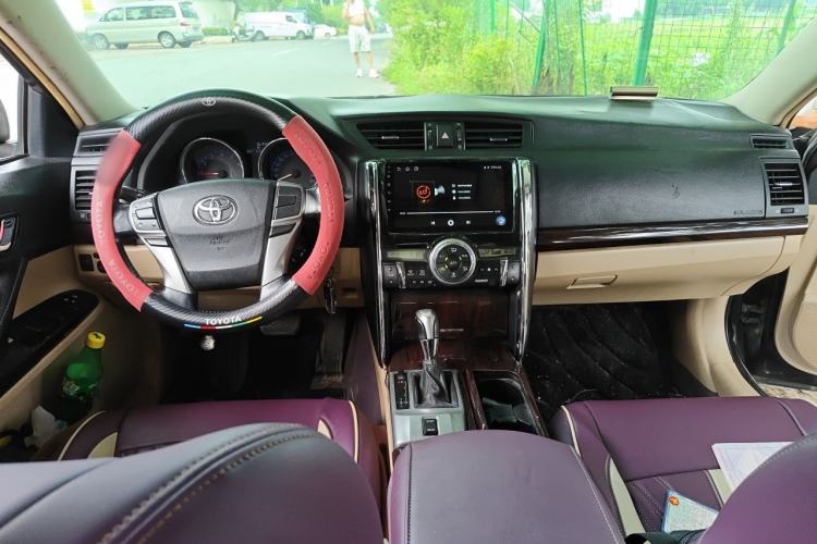 Used Toyota Reiz 2010 2.5V Fengdu Elite Edition Center Console