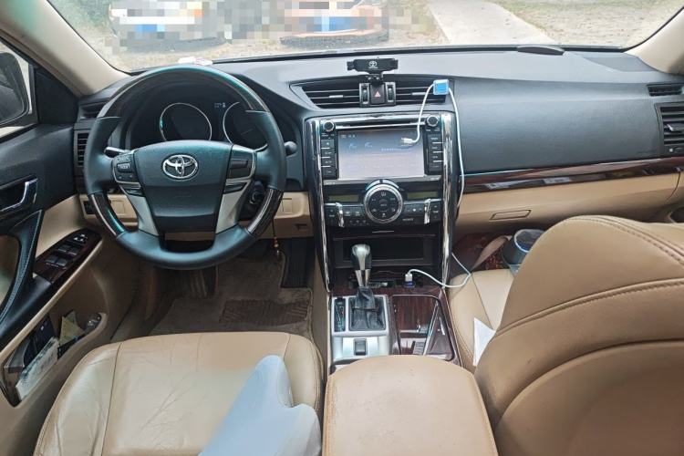 Used Toyota Reiz 2010 2.5V Fengdu Elite Edition Center Console