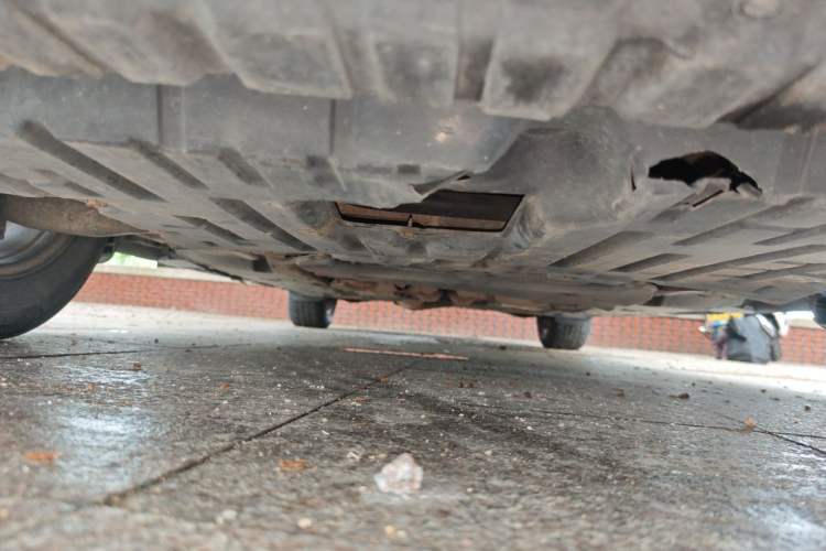 Used Toyota Reiz 2010 2.5V Fengdu Elite Edition Chassis Front