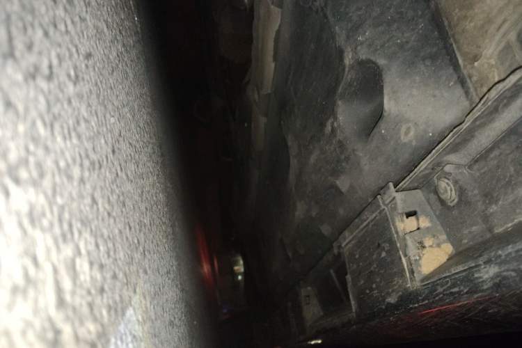 Used Toyota Reiz 2010 2.5V Fengdu Elite Edition Chassis Front Left