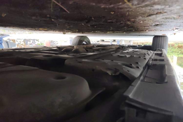 Used Toyota Reiz 2010 2.5V Fengdu Elite Edition Chassis Front Left